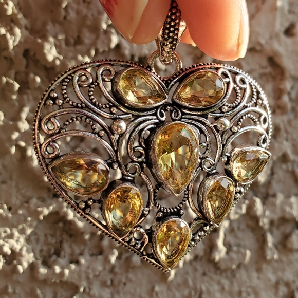 New Citrine 925 Silver Heart Pendant. - Picture 5 of 13